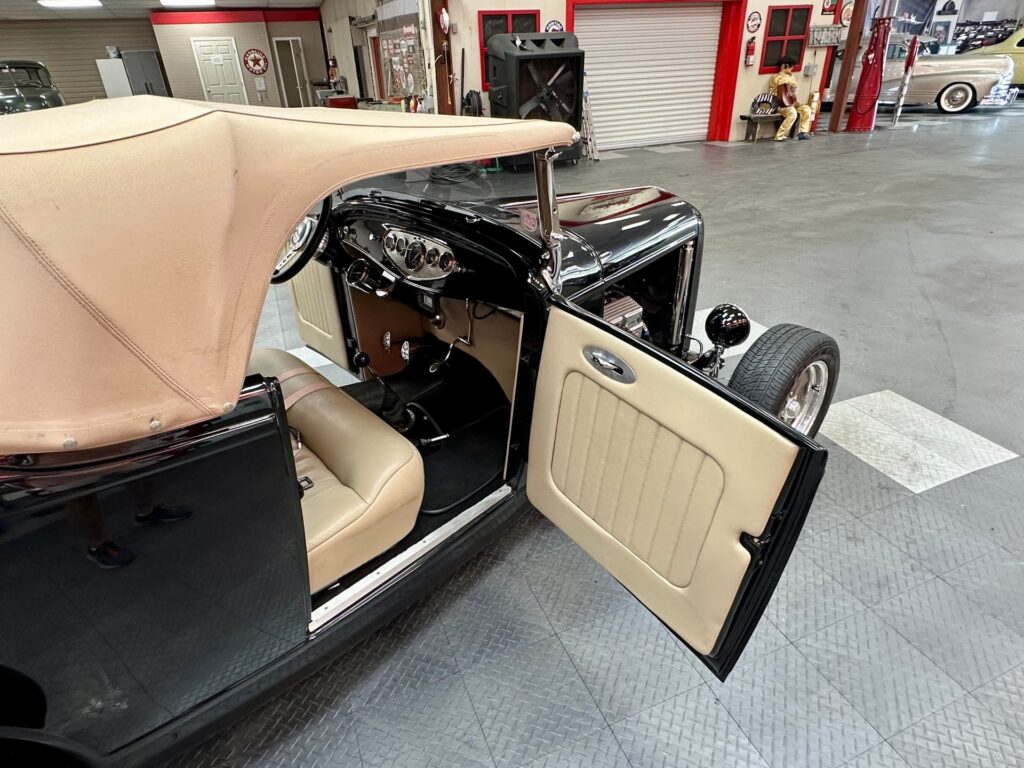 1932 Ford Roadster